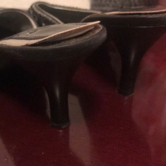 Cute beaded slide on heals - Picture 6 of 6